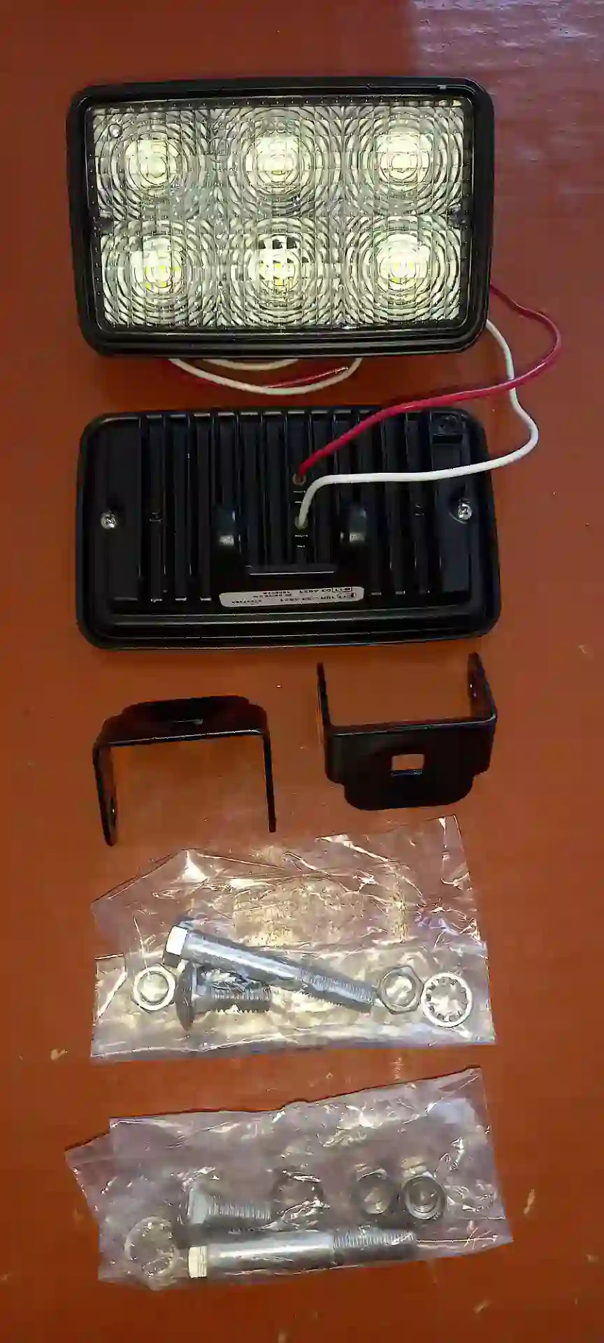 let çyra pražektir 24v 400 TMT - Бузмеин ГРЭС - img 1