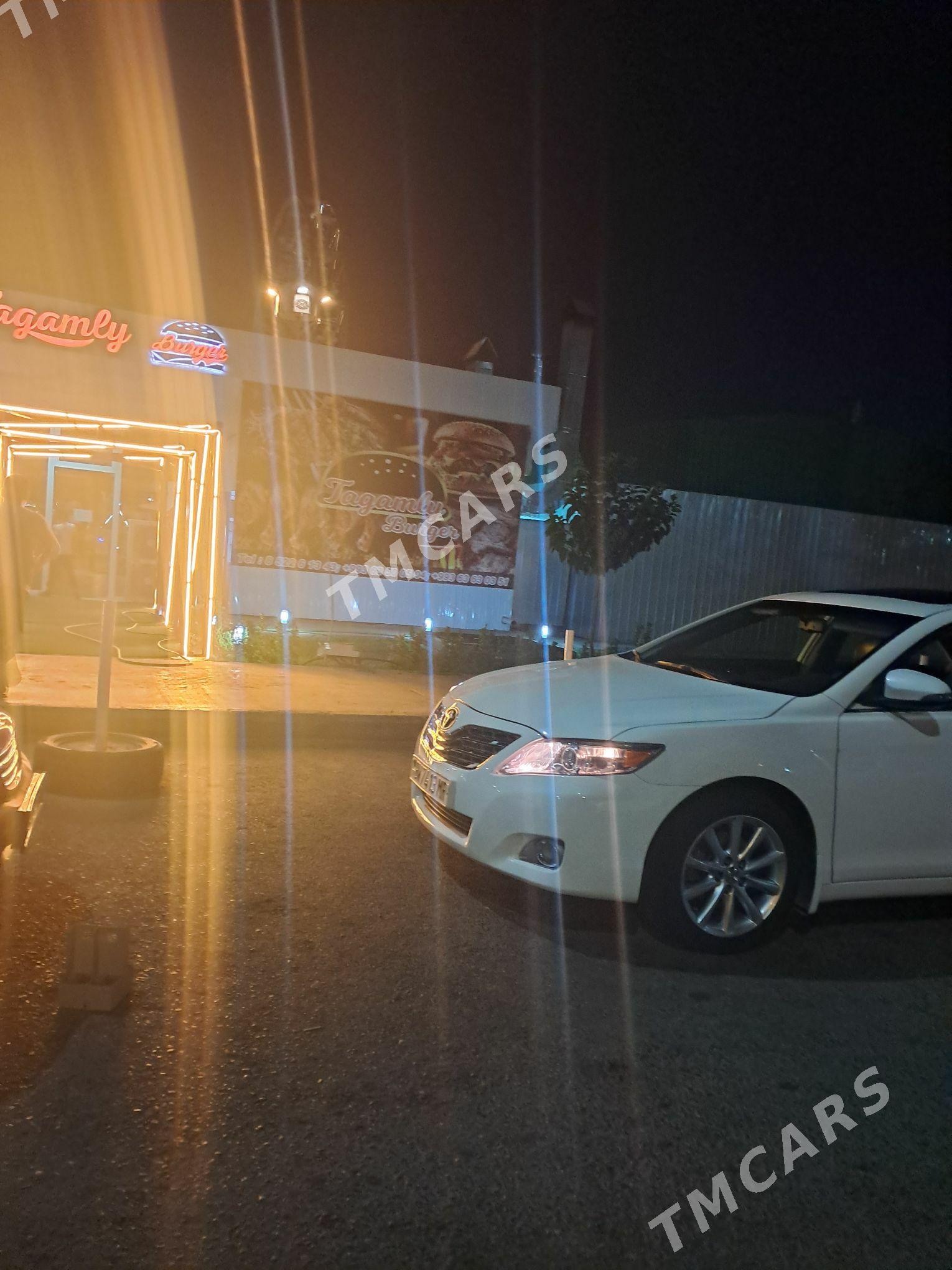 Toyota Camry 2010 - 185 000 TMT - Мары - img 5