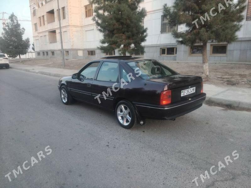 Opel Vectra 1992 - 50 000 TMT - Мары - img 3