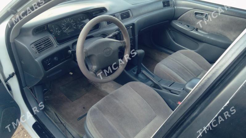Toyota Camry 1998 - 116 000 TMT - Мары - img 1