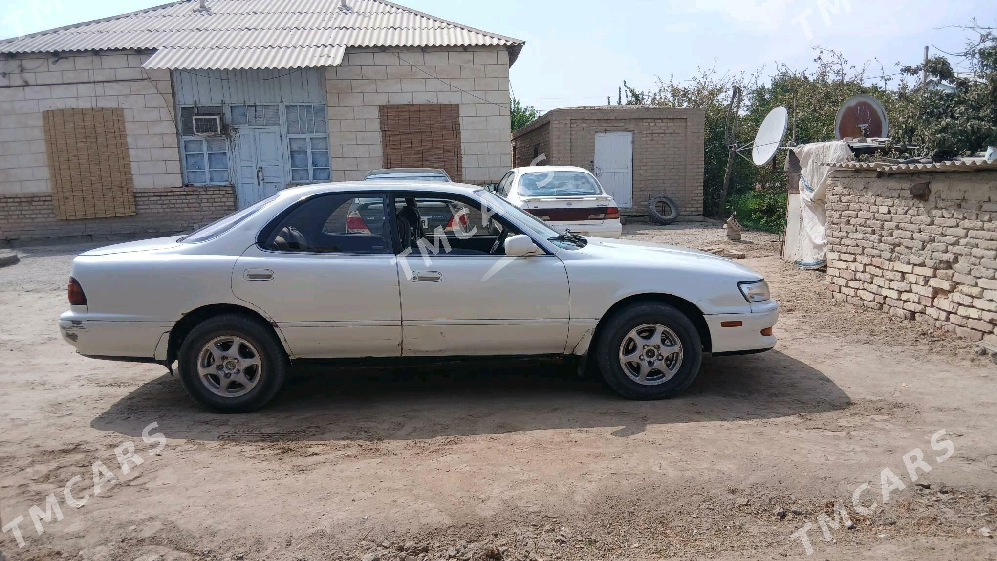 Toyota Vista 1994 - 45 000 TMT - Сакарчага - img 2