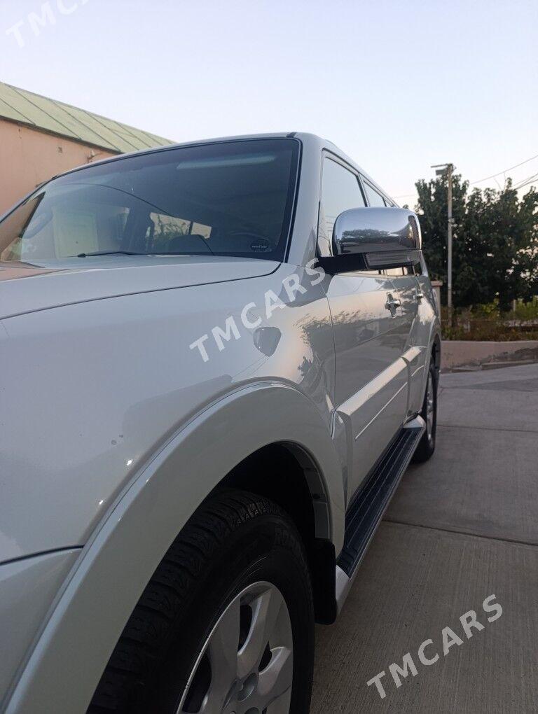 Mitsubishi Pajero 2015 - 315 000 TMT - Туркменбаши - img 10