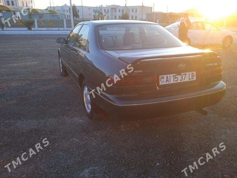 Toyota Camry 1998 - 123 000 TMT - Дянев - img 2