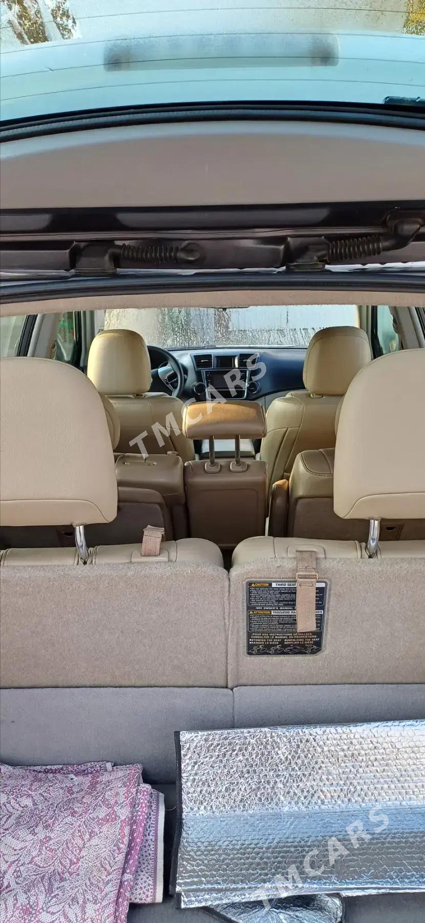 Toyota Highlander 2013 - 300 000 TMT - Türkmenbaşy - img 3