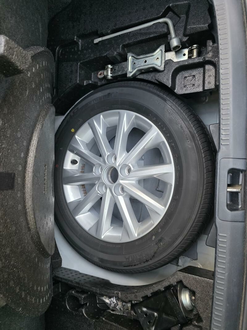 Toyota Camry 2014 - 328 000 TMT - Ашхабад - img 10