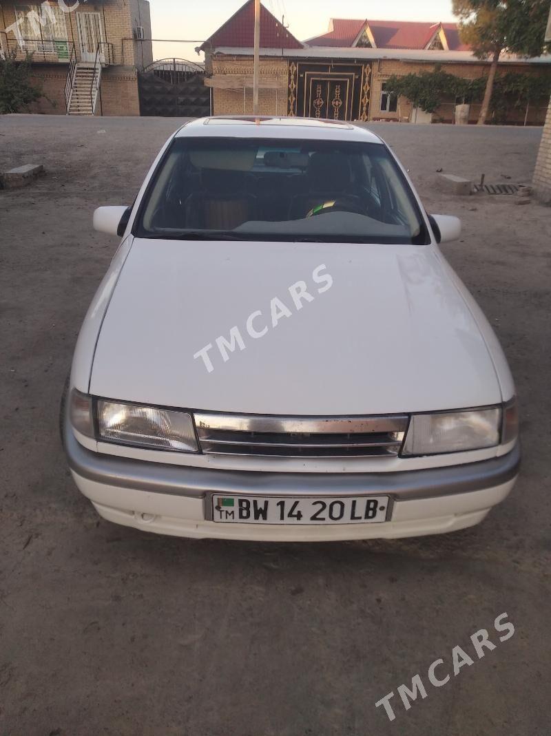 Opel Vectra 1990 - 40 000 TMT - Чарджоу - img 4