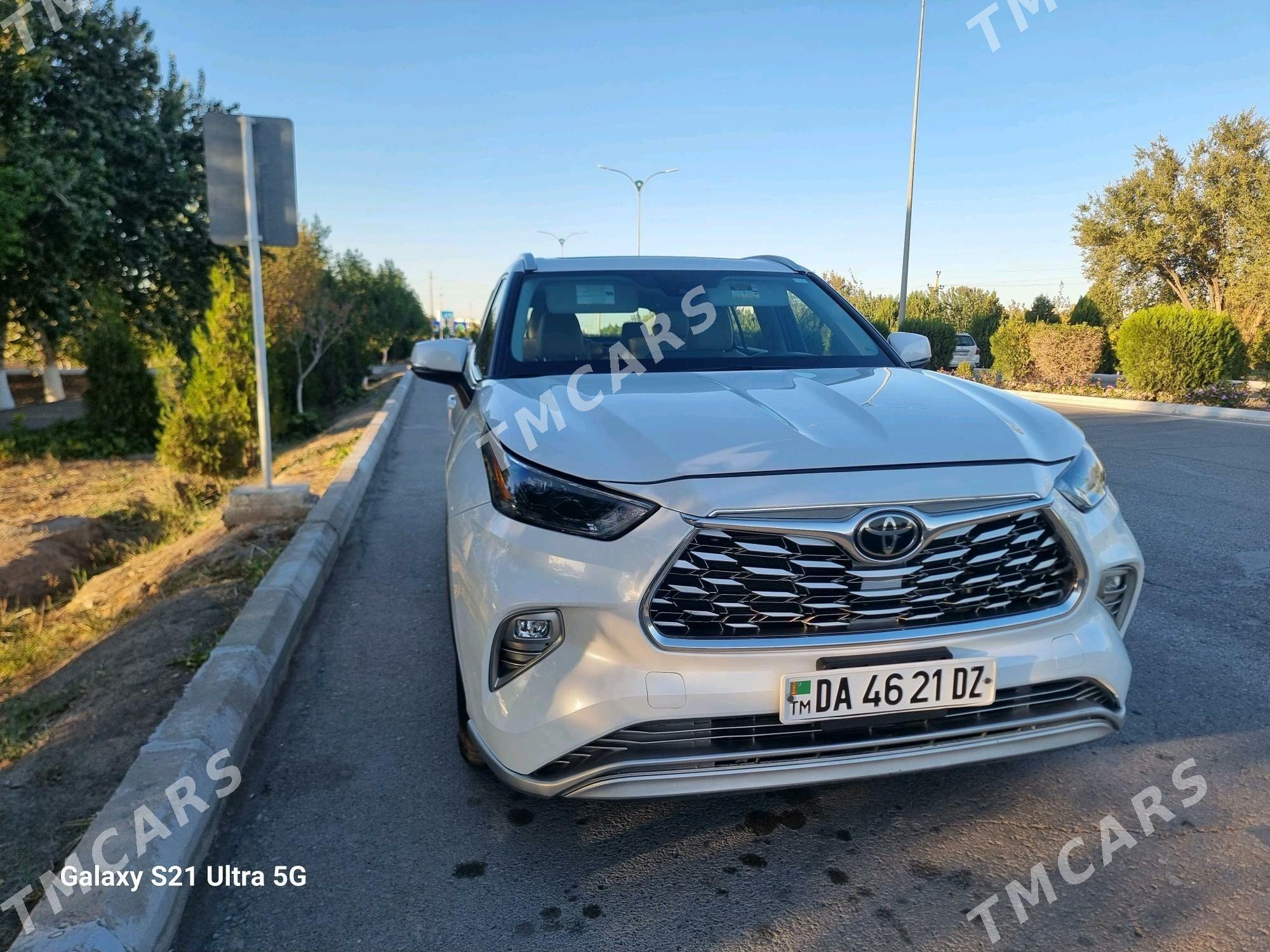 Toyota Highlander 2022 - 558 000 TMT - Daşoguz - img 3
