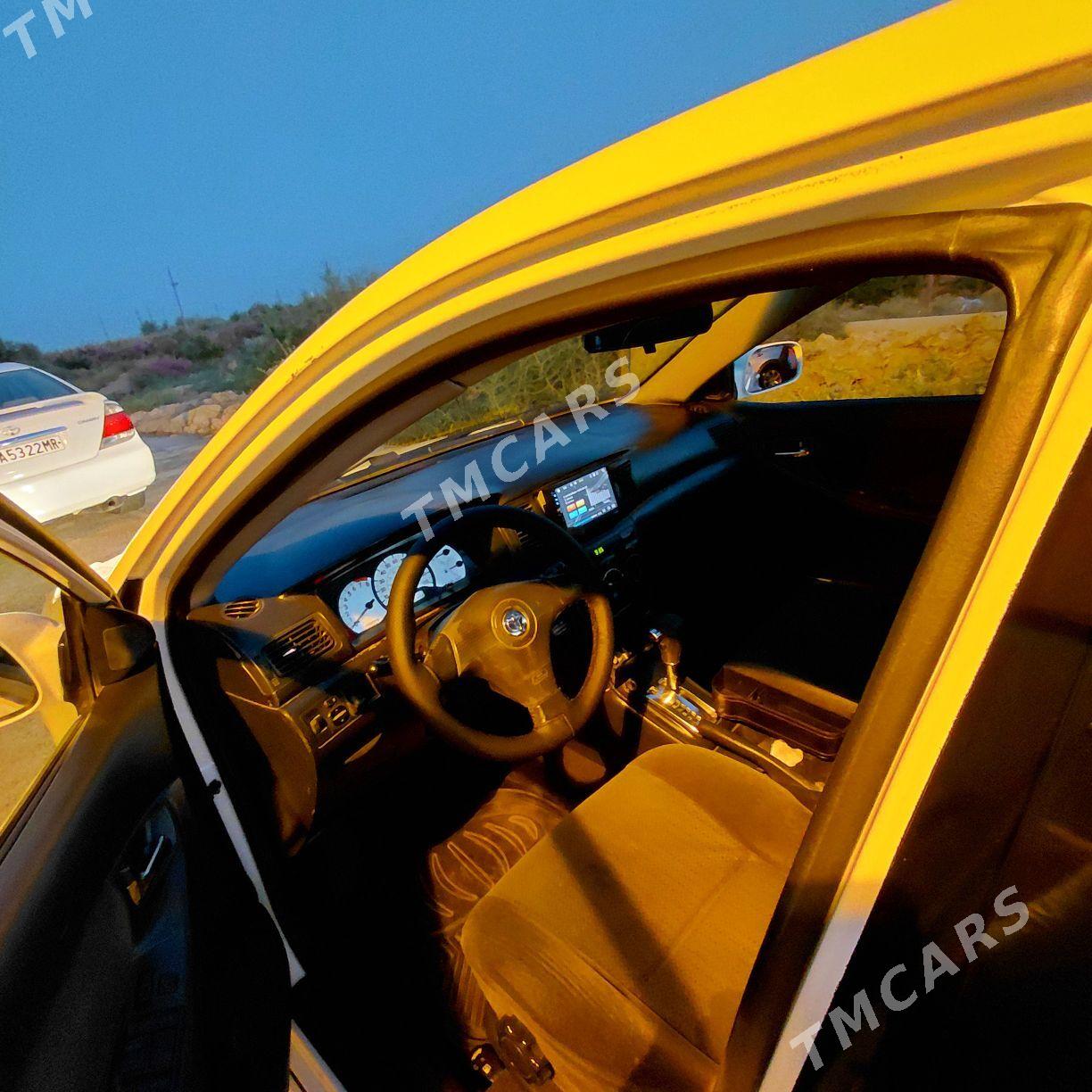 Toyota Corolla 2005 - 130 000 TMT - Мары - img 4