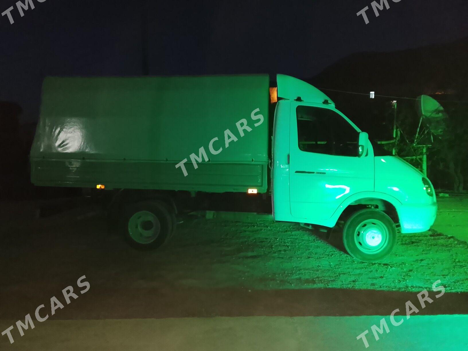 Gaz Gazel 2015 - 190 000 TMT - Бахарден - img 1