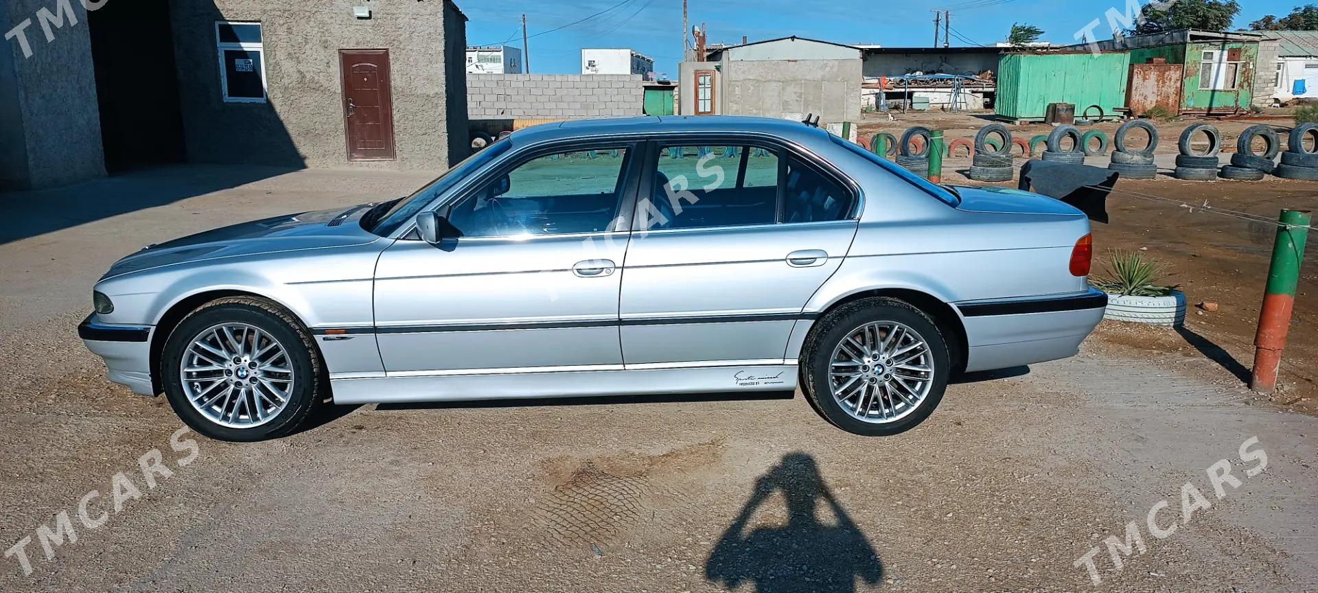 BMW 7 Series 2001 - 140 000 TMT - Хазар - img 9