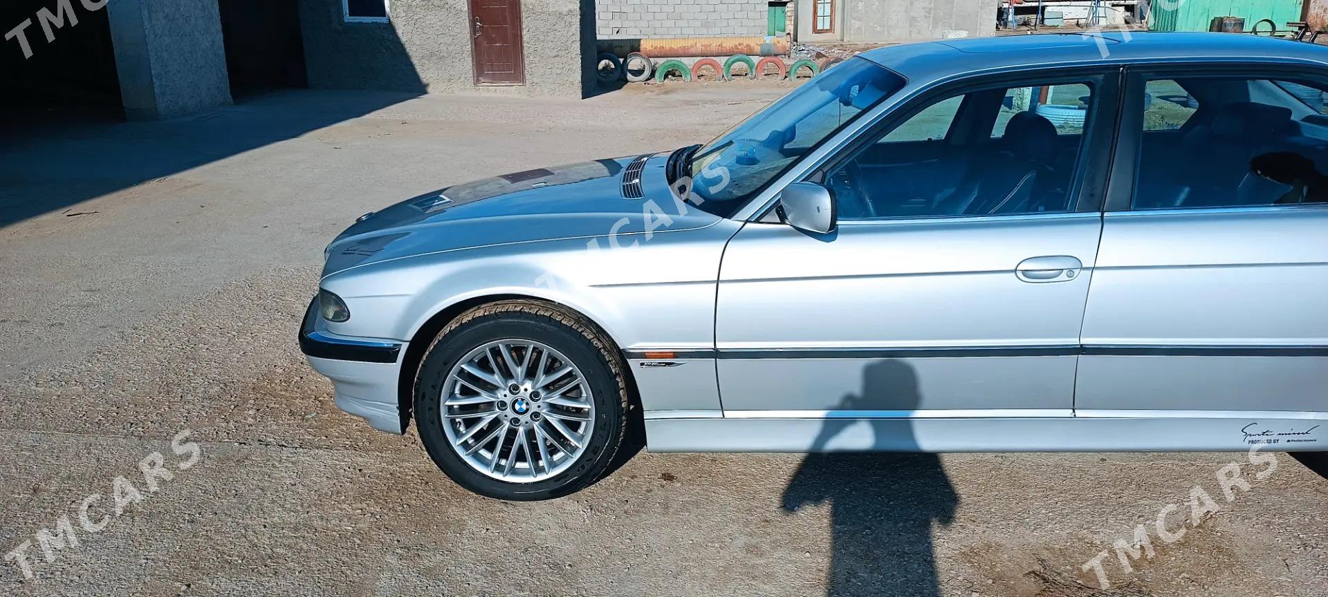 BMW 7 Series 2001 - 140 000 TMT - Хазар - img 10