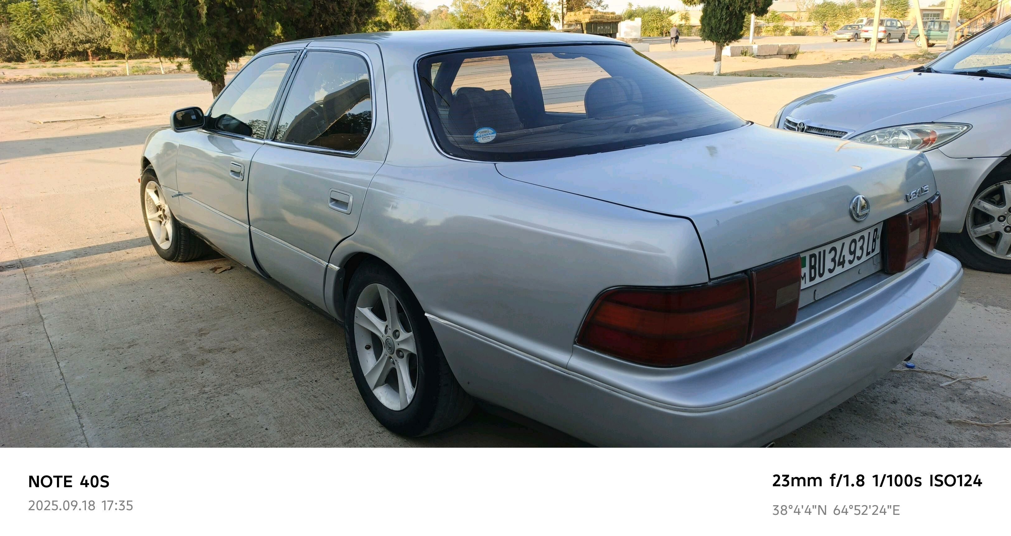 Lexus LS 400 1993 - 35 000 TMT - Халач - img 3