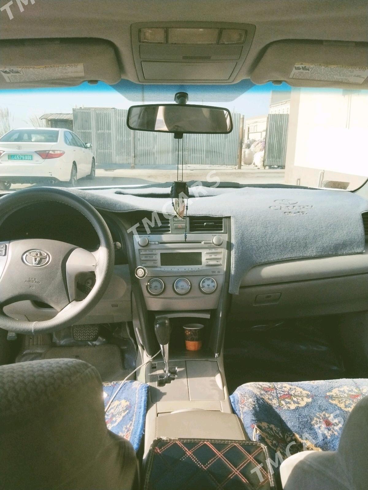 Toyota Camry 2009 - 160 000 TMT - Мары - img 4