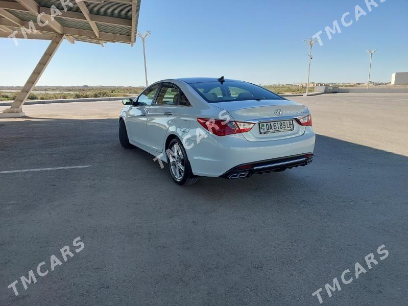 Hyundai Sonata 2010 - 150 000 TMT - Туркменабат - img 4