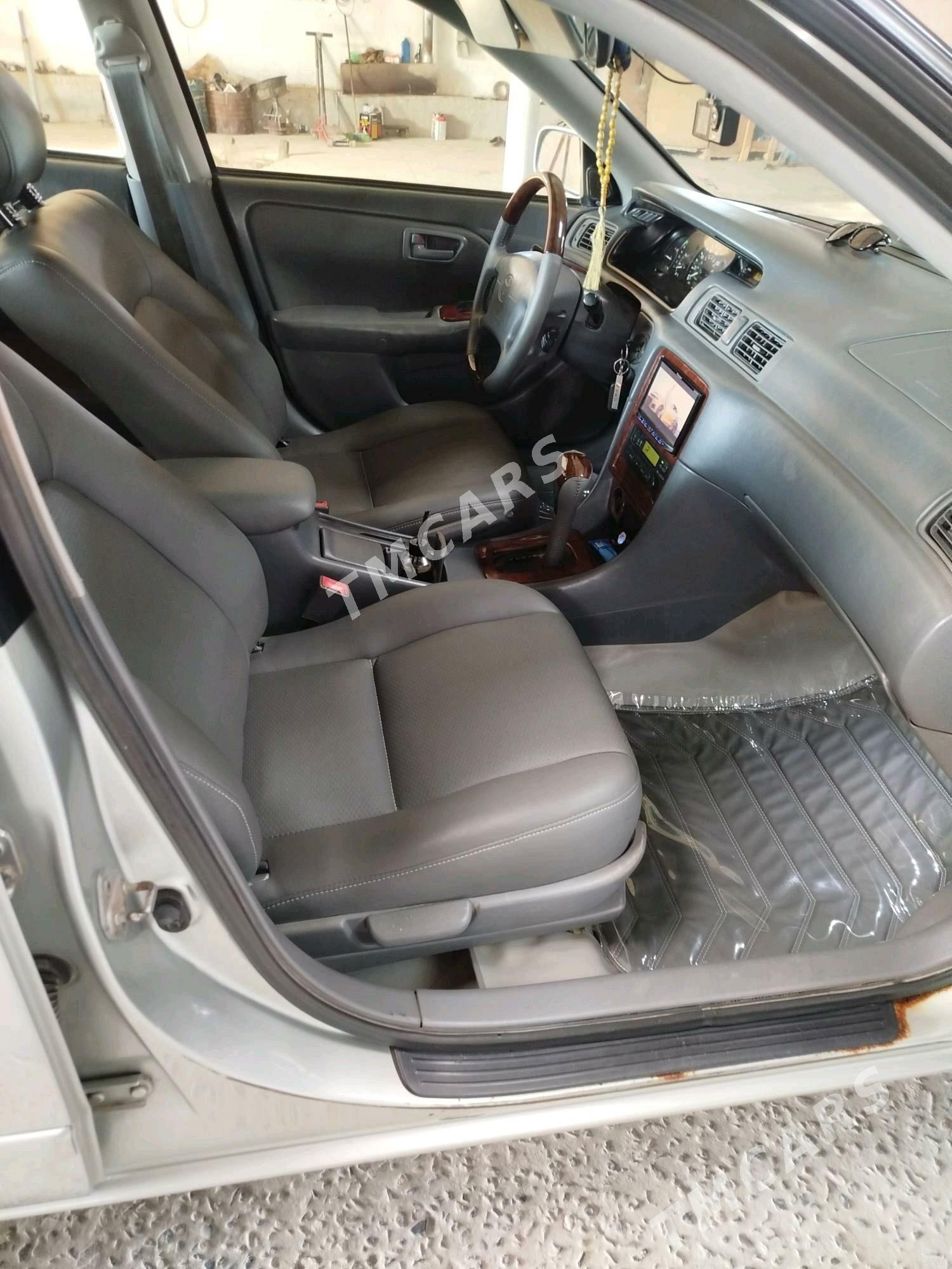 Toyota Camry 2000 - 180 000 TMT - Халач - img 4
