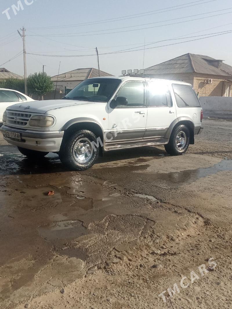 Ford Explorer 1998 - 60 000 TMT - Kaka - img 4