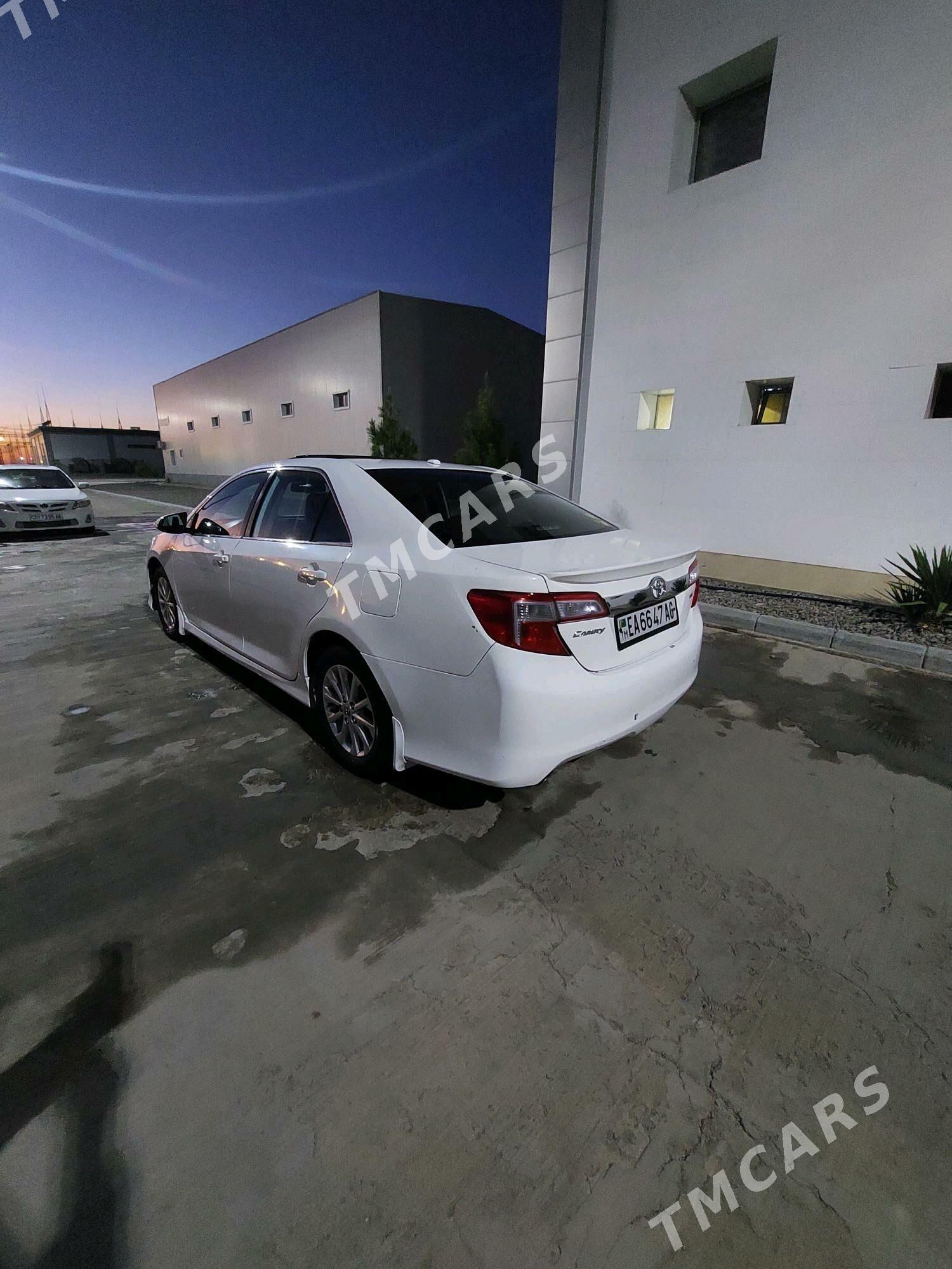 Toyota Camry 2012 - 220 000 TMT - Aşgabat - img 3
