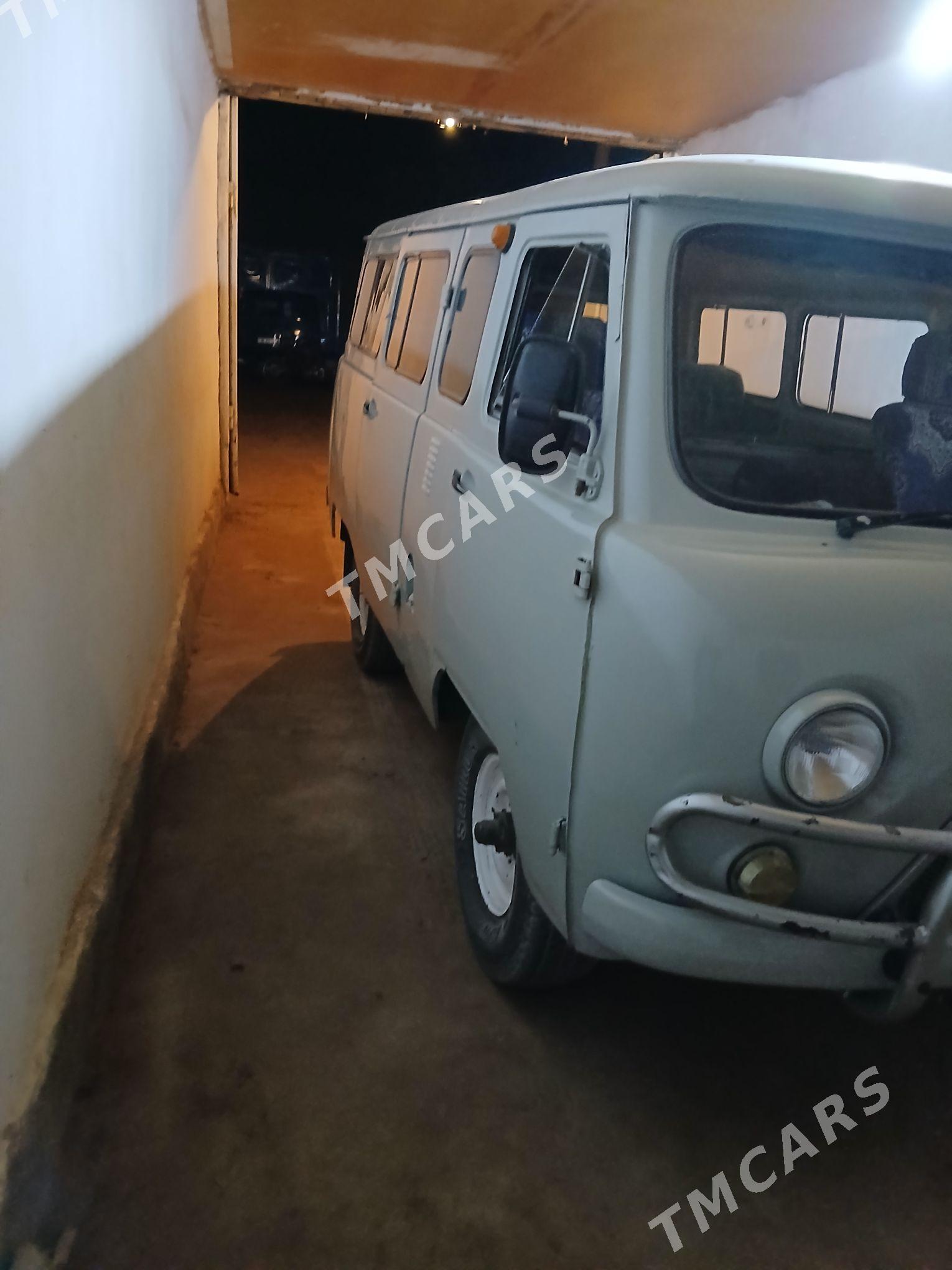 UAZ Profi 2000 - 60 000 TMT - Керки - img 3