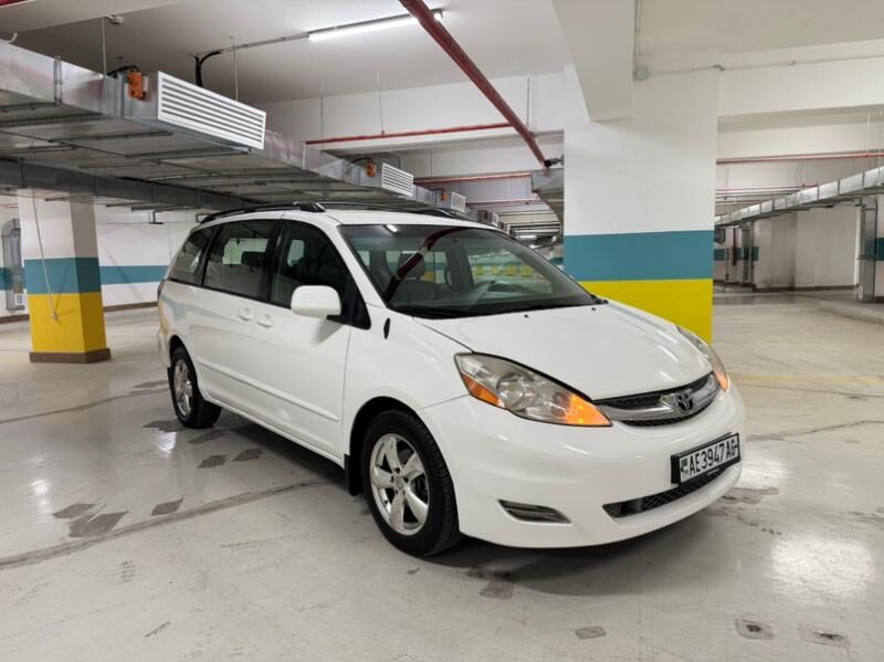 Toyota Sienna 2008 - 215 000 TMT - Ашхабад - img 3