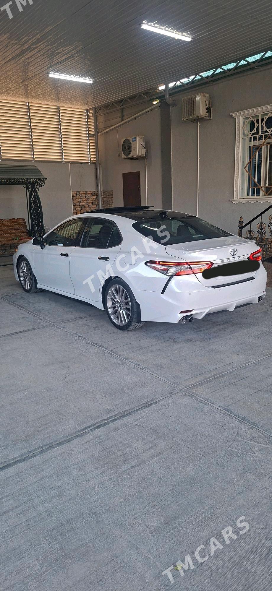 Toyota Camry 2018 - 400 000 TMT - Гёкдепе - img 4