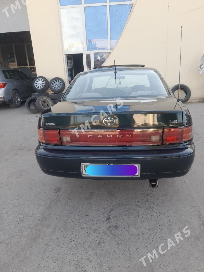 Toyota Camry 1992 - 100 000 TMT - Saýat - img 3