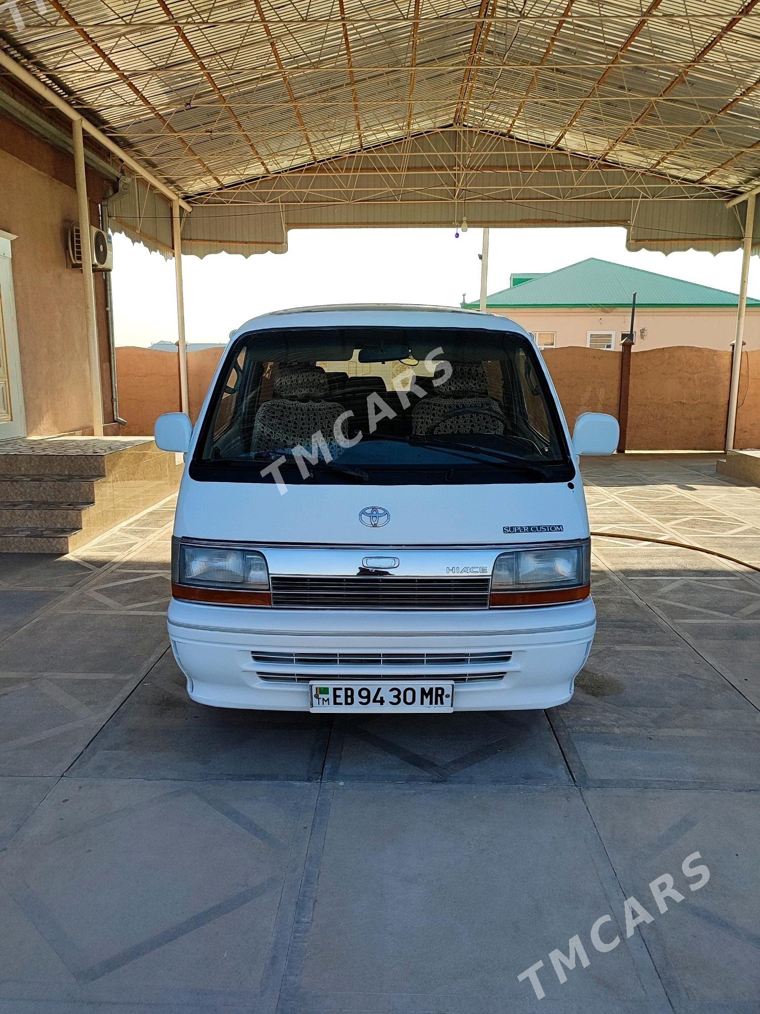 Toyota Hiace 1993 - 75 000 TMT - Мары - img 6