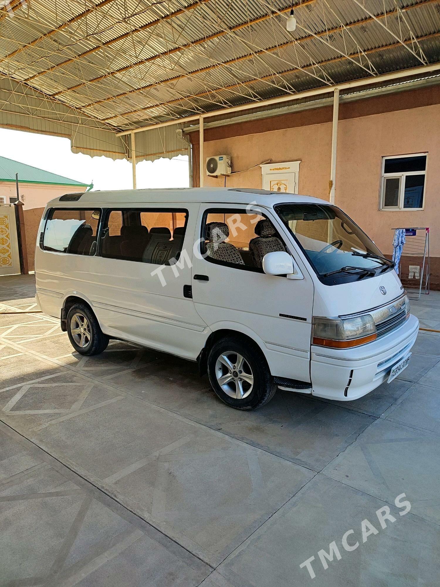 Toyota Hiace 1993 - 75 000 TMT - Мары - img 7