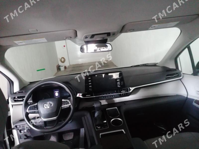 Toyota Sienna 2021 - 465 000 TMT - Türkmenbaşy - img 6