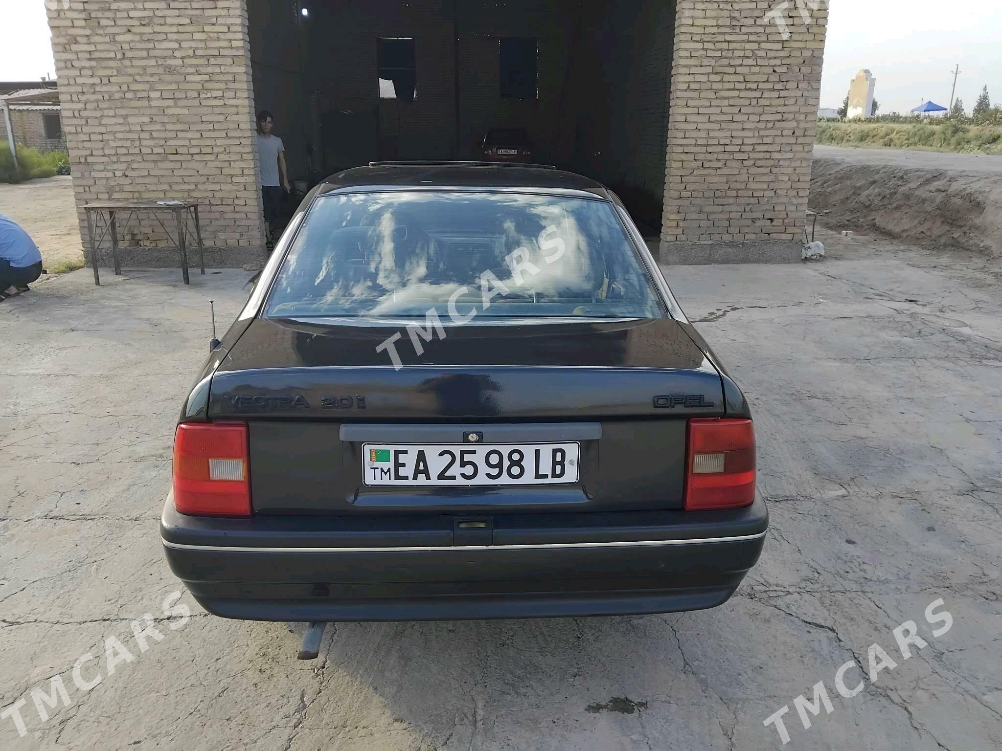 Opel Vectra 1992 - 35 000 TMT - Чарджоу - img 5