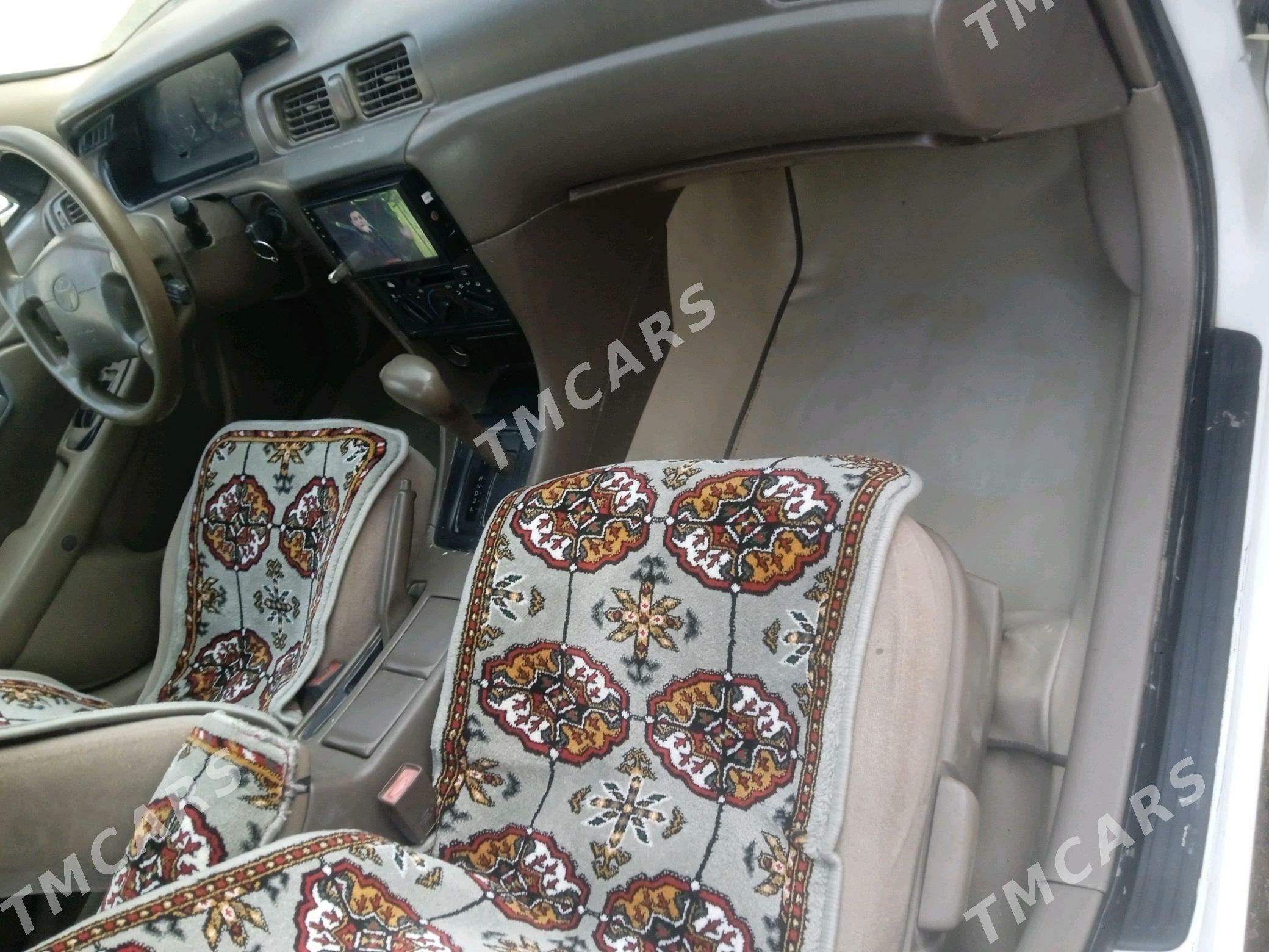 Toyota Camry 2000 - 120 000 TMT - Халач - img 3