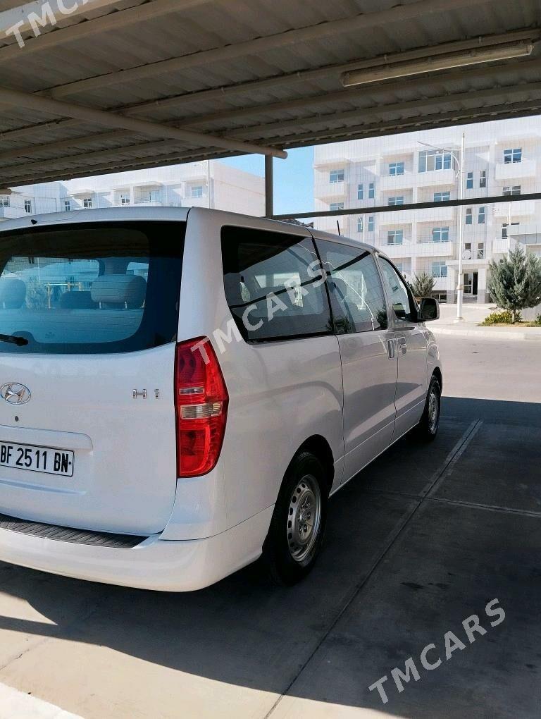 Hyundai H-1 2013 - 350 000 TMT - Туркменбаши - img 4