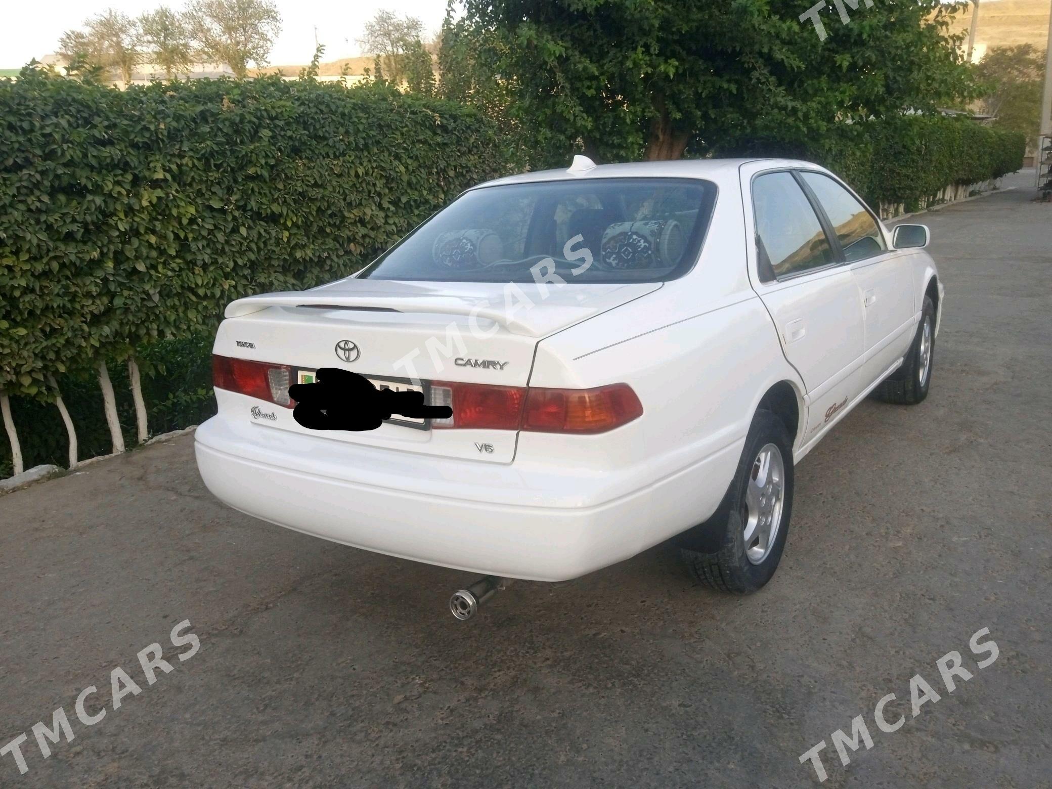 Toyota Camry 2000 - 120 000 TMT - Халач - img 6