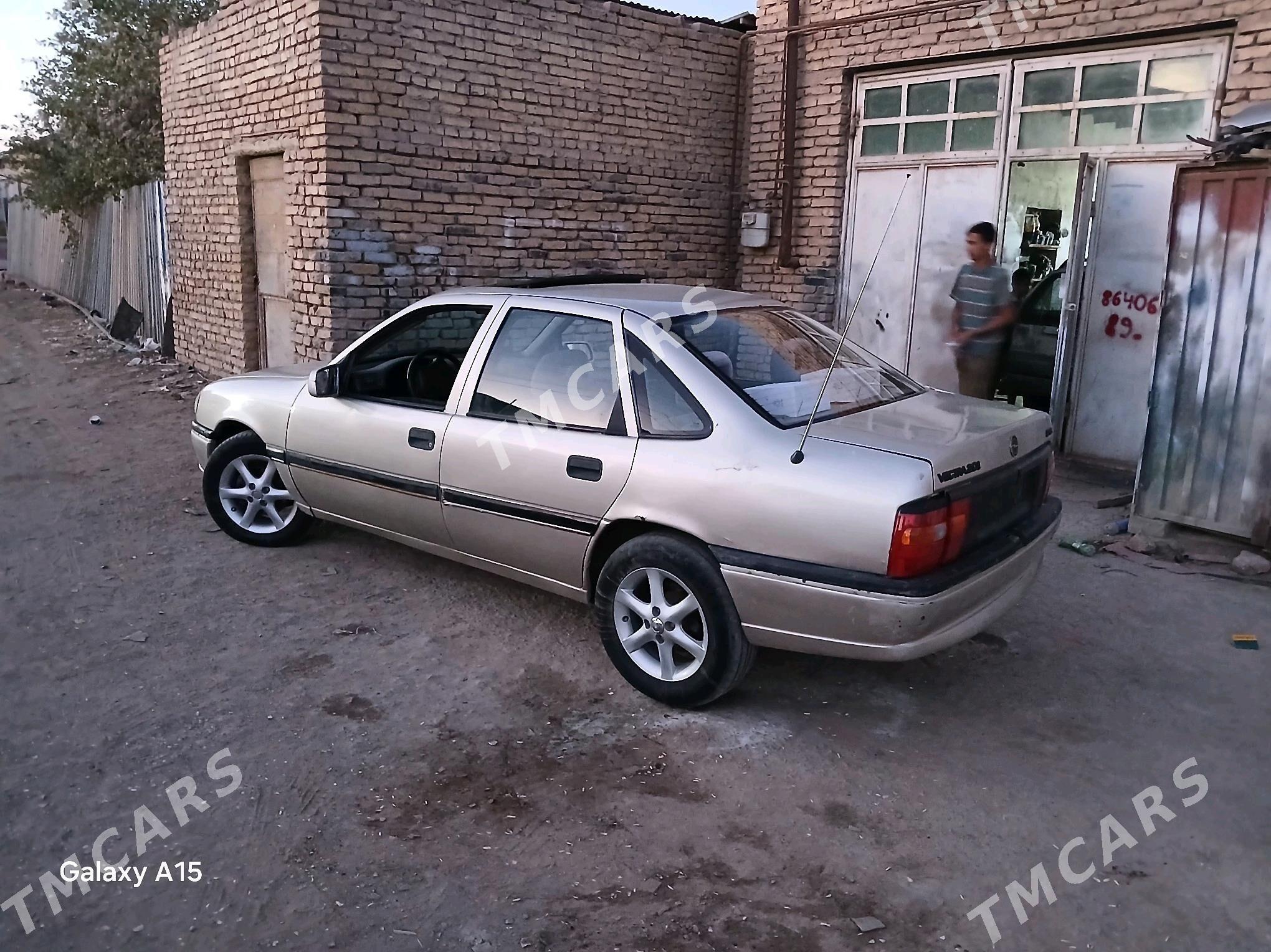 Opel Vectra 1994 - 35 000 TMT - Губадаг - img 3