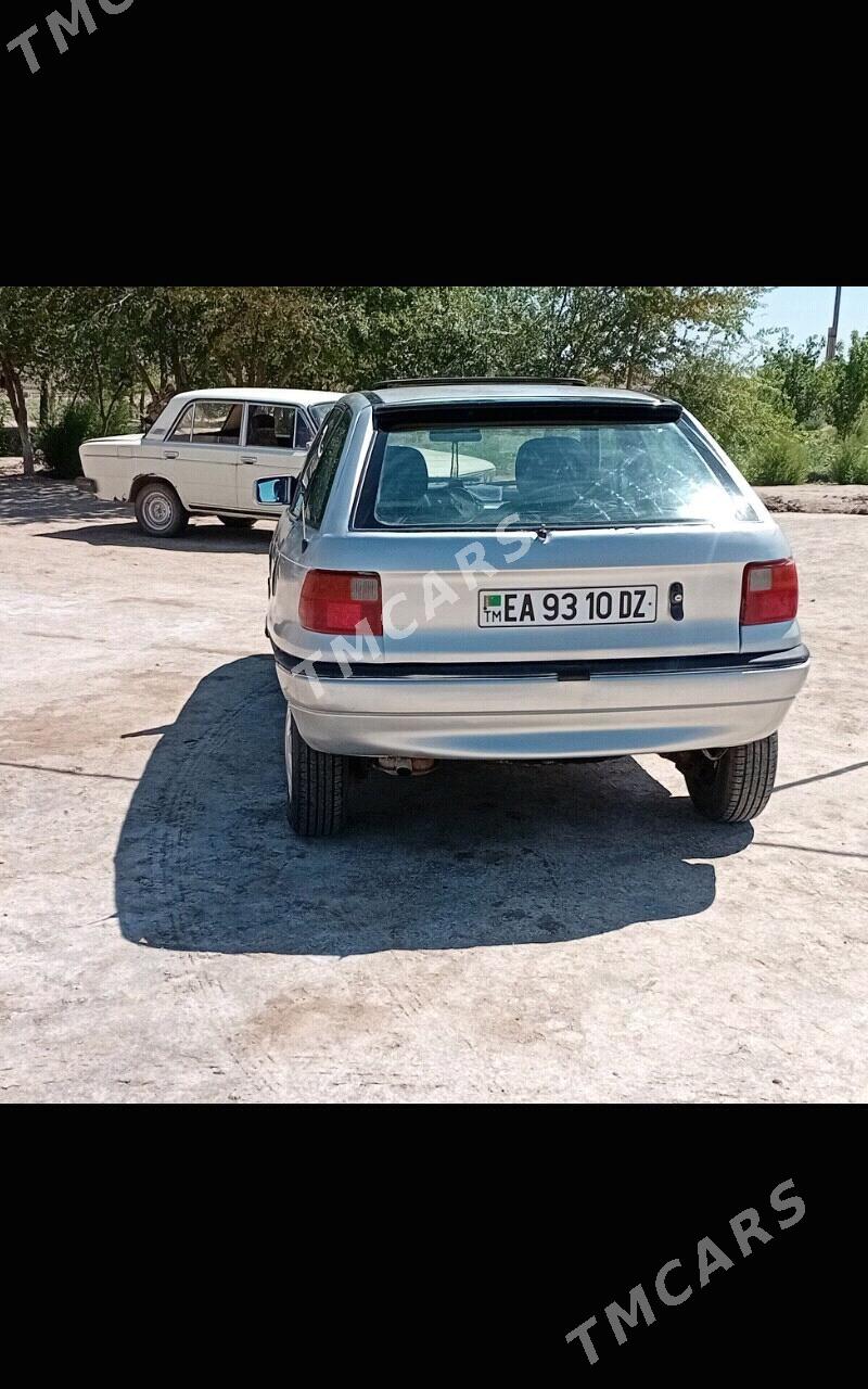 Opel Astra 1993 - 40 000 TMT - Кёнеургенч - img 4