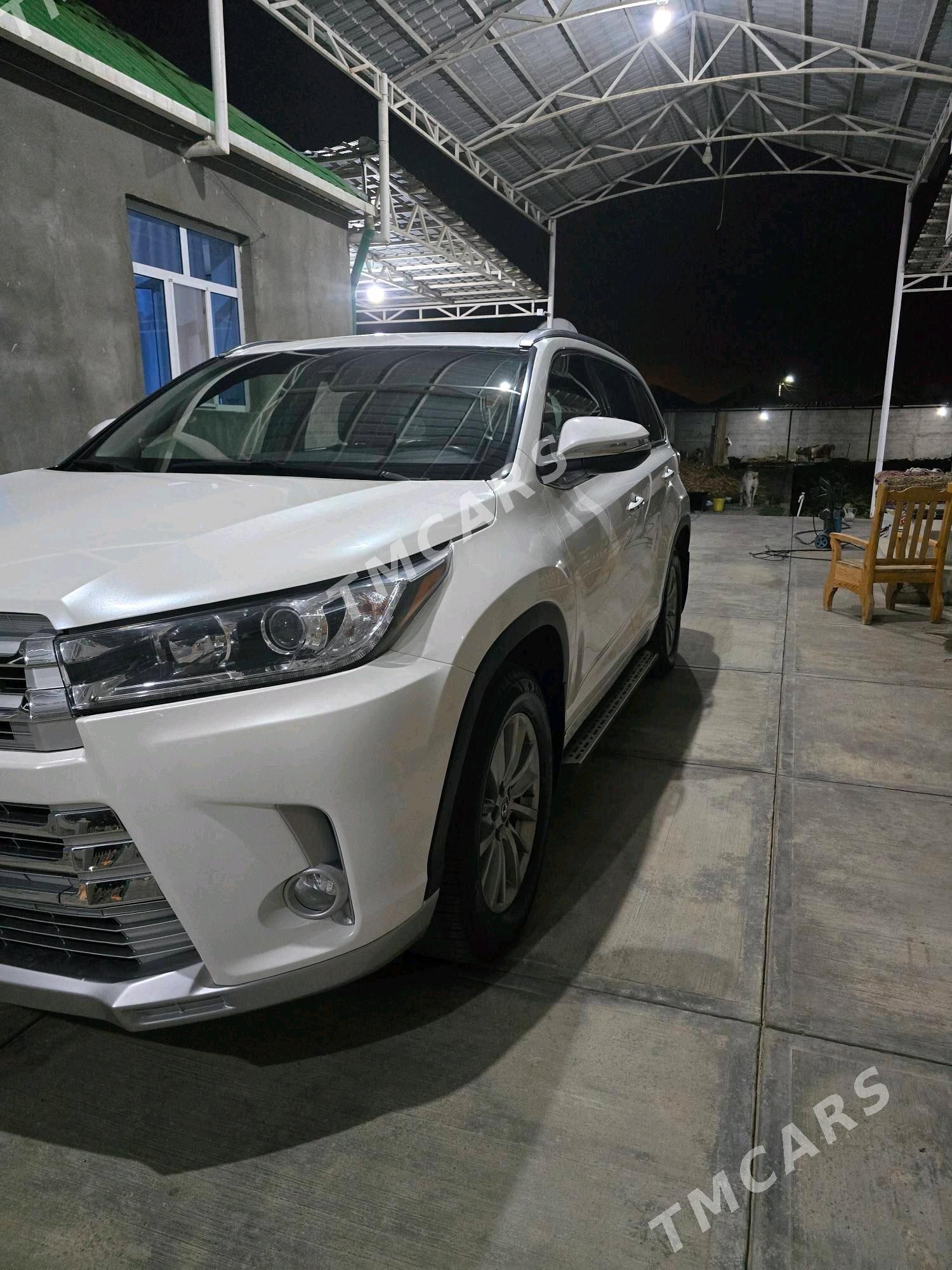 Toyota Highlander 2017 - 490 000 TMT - Ашхабад - img 8