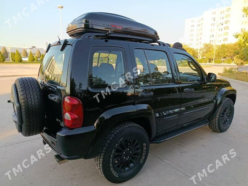 Jeep Liberty 2003 - 200 000 TMT - Daşoguz - img 5