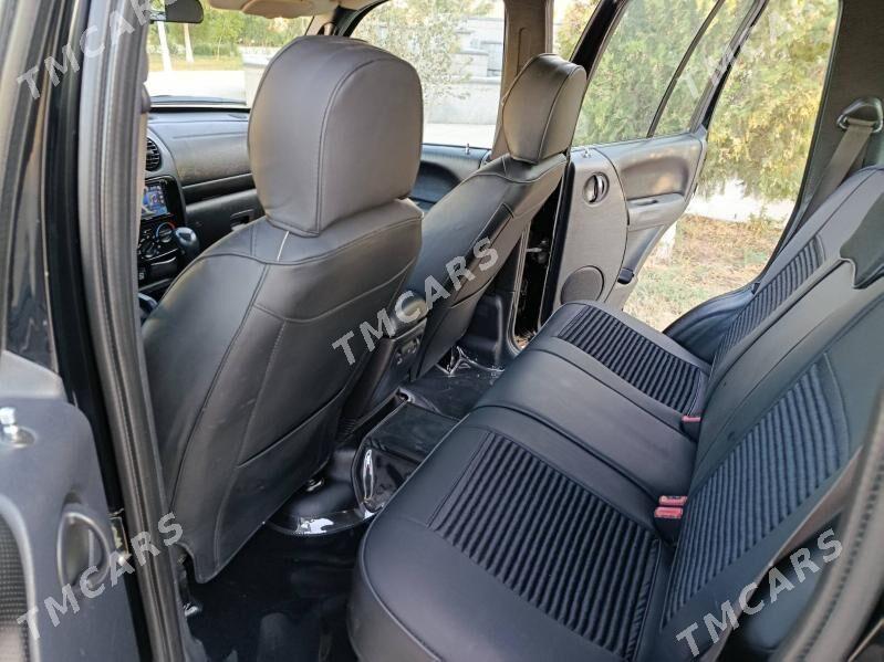 Jeep Liberty 2003 - 200 000 TMT - Daşoguz - img 10