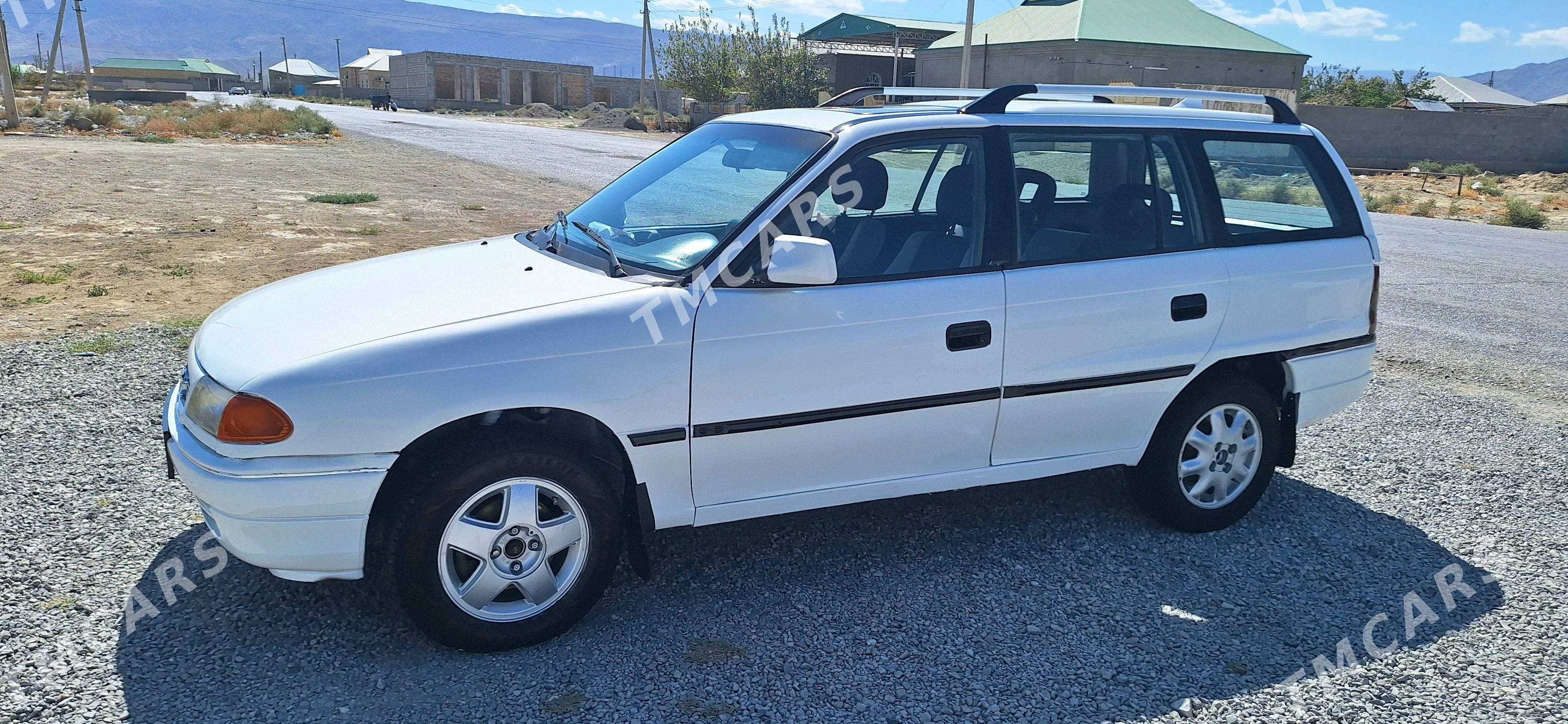 Opel Astra 1992 - 44 000 TMT - Bäherden - img 3