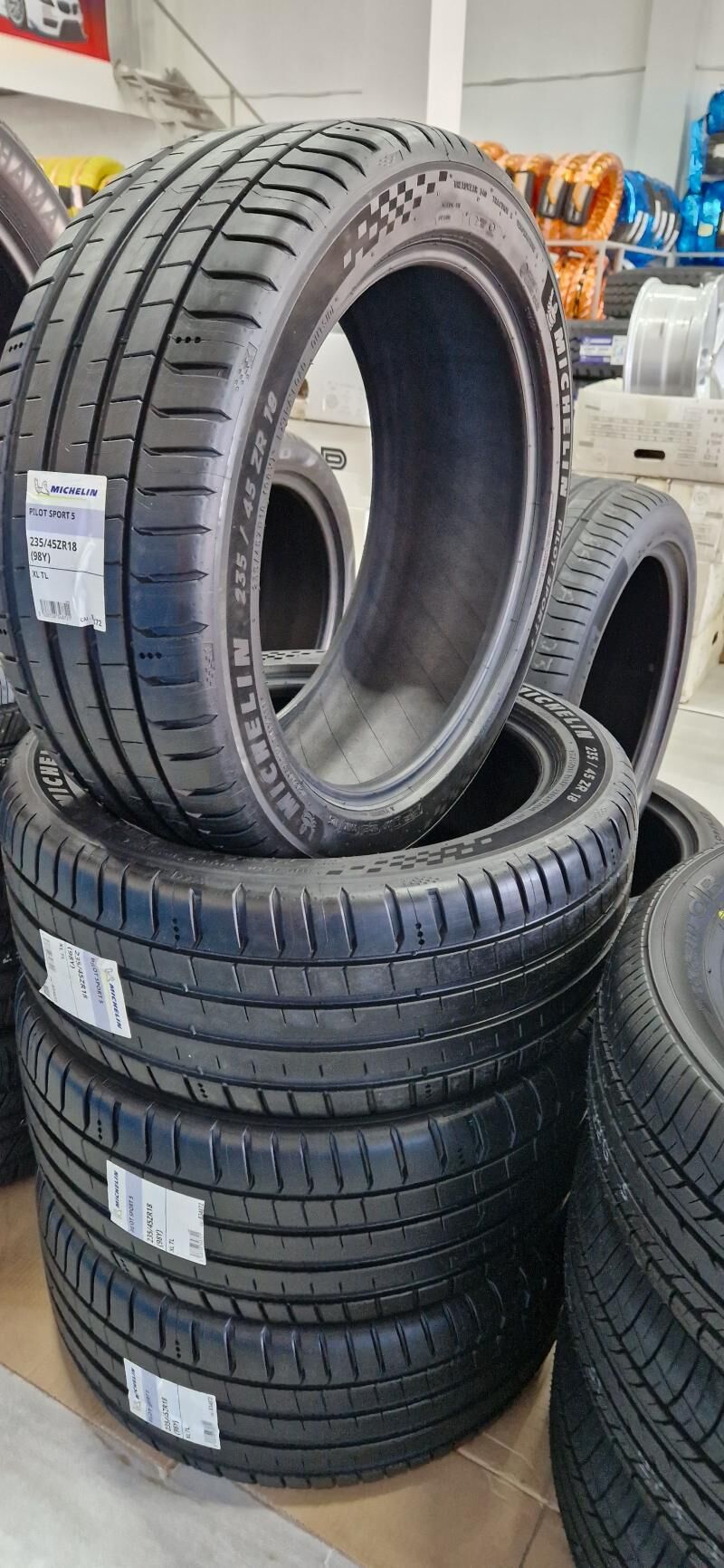 TEKER MICHELIN PS5 235/45/18 ✅ 3 300 TMT - Ak bugdaý etraby - img 2