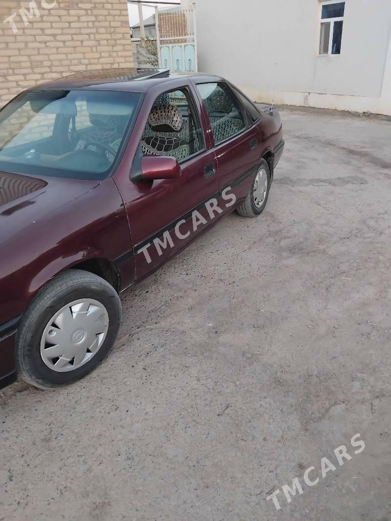 Opel Vectra 1992 - 30 000 TMT - Мары - img 4