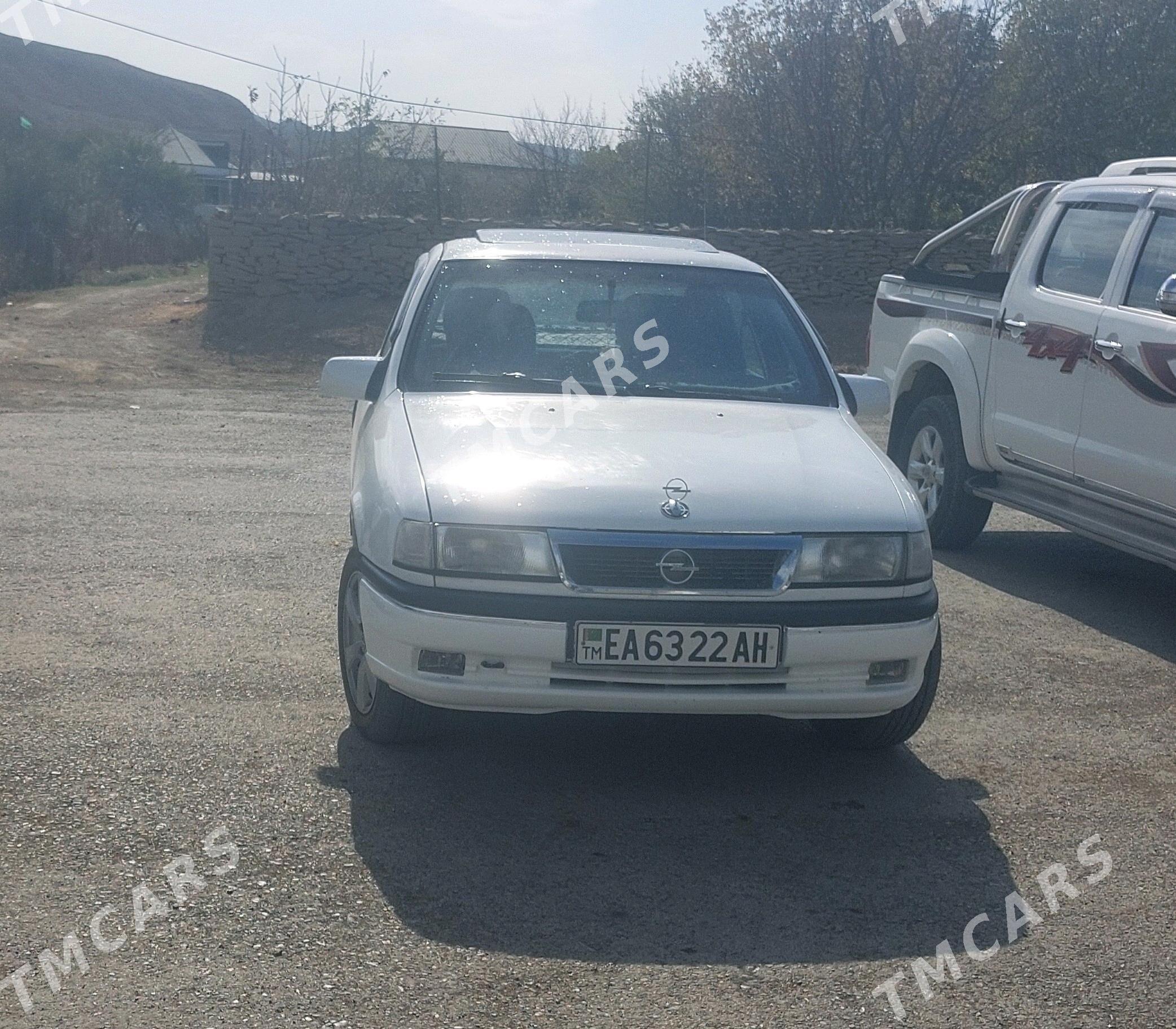 Opel Vectra 1995 - 50 000 TMT - Бахарден - img 4
