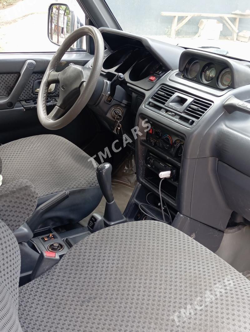 Mitsubishi Pajero 1995 - 130 000 TMT - Балканабат - img 8