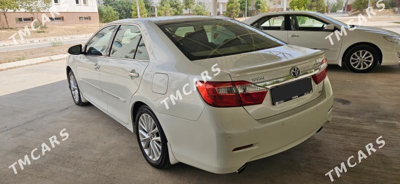 Toyota Camry 2014 - 305 000 TMT - Кëши - img 3