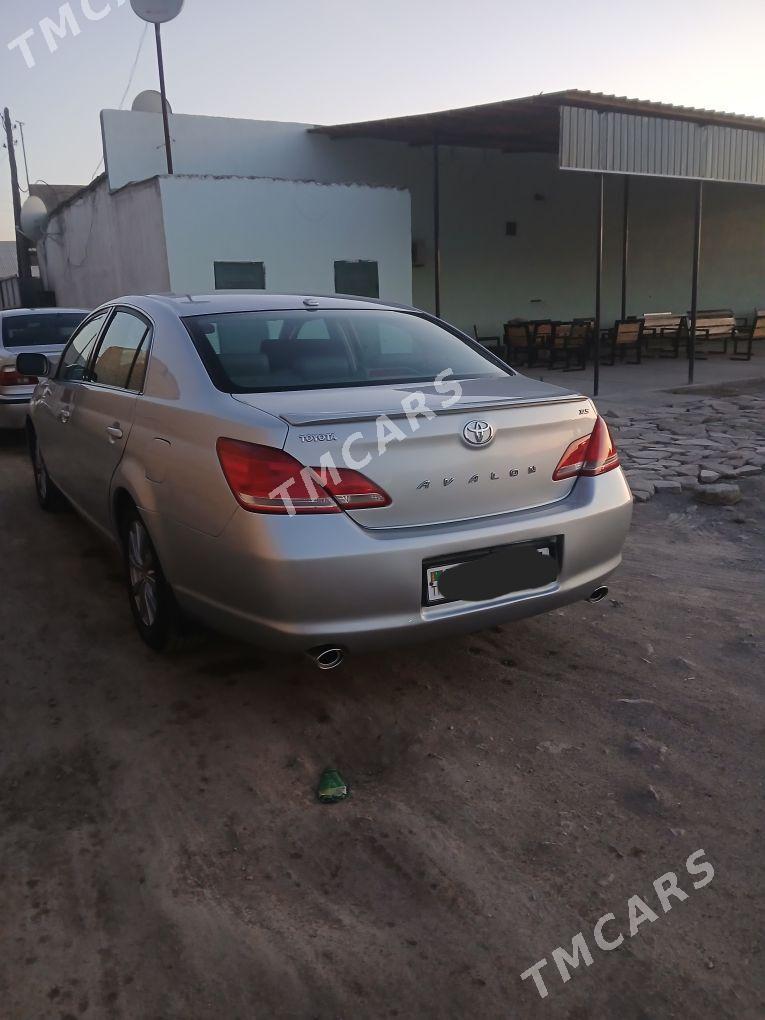 Toyota Avalon 2007 - 170 000 TMT - Köneürgenç - img 4