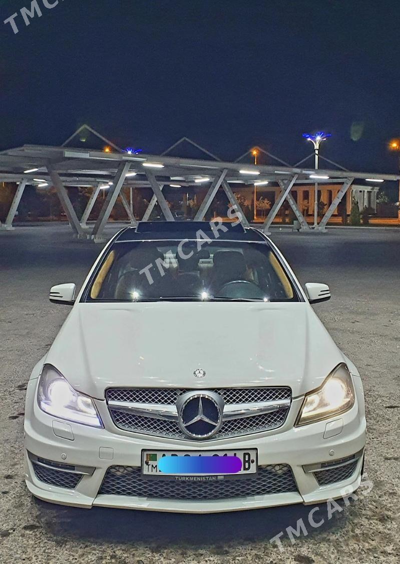 Mercedes-Benz C-Class 2010 - 200 000 TMT - Türkmenabat - img 2
