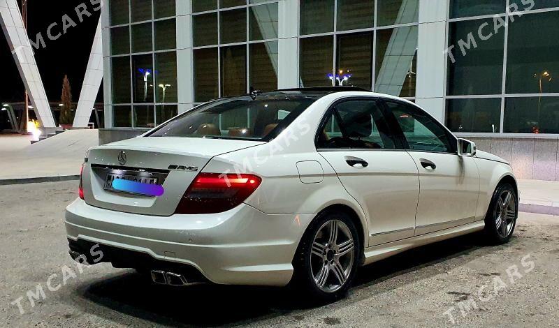 Mercedes-Benz C-Class 2010 - 200 000 TMT - Türkmenabat - img 4