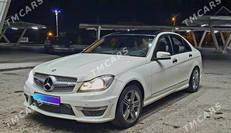 Mercedes-Benz C-Class 2010 - 200 000 TMT - Türkmenabat - img 6