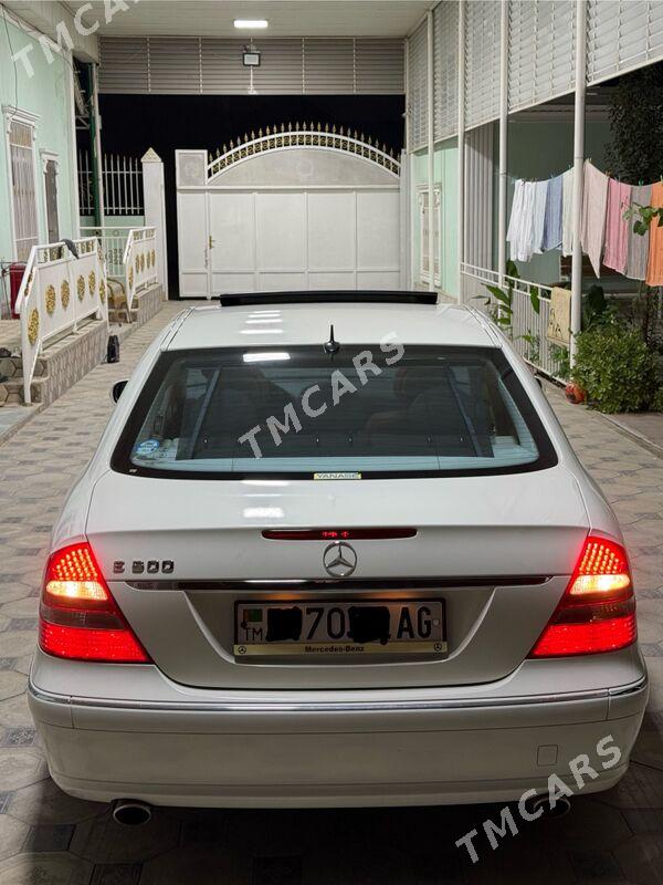 Mercedes-Benz E500 2003 - 185 000 TMT - Гарадамак - img 3