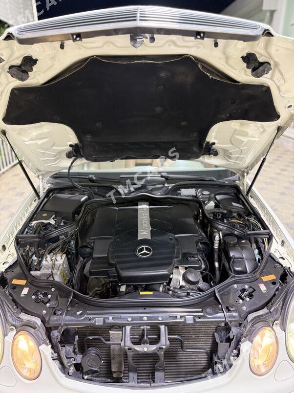 Mercedes-Benz E500 2003 - 185 000 TMT - Гарадамак - img 10