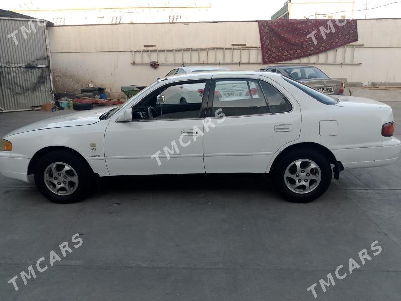Toyota Camry 1992 - 70 000 TMT - Мары - img 3